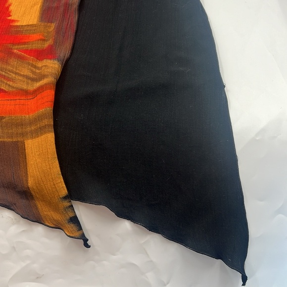 Paradiso Print Tunic With Asymmetric Hem - Picture 9 of 14